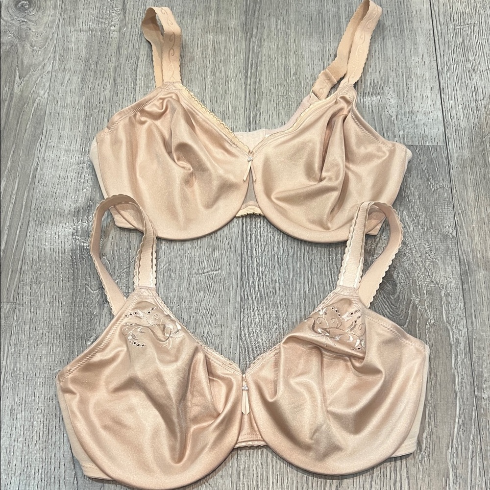 NWOT lot of 2 Wacoal minimizer bras 36D